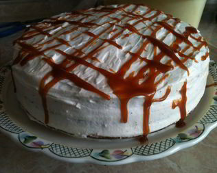 Сливочно-карамельный торт