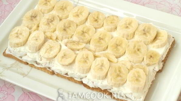 торт без выпечки из печенья и зефира