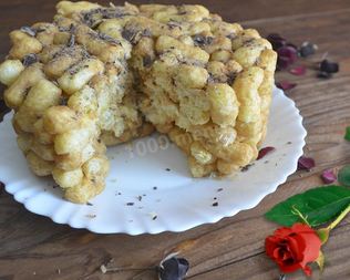 Торт из кукурузных палочек с ирисками