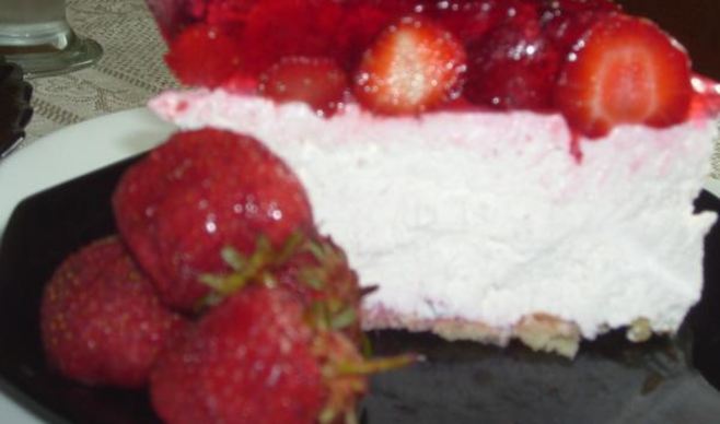 Торт клубничный восторг