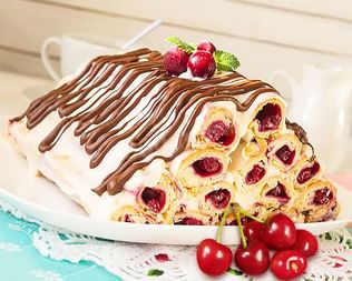 Торт монастырская изба с вишней и шоколадом