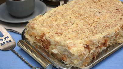 Торт Наполеон из слоеного теста