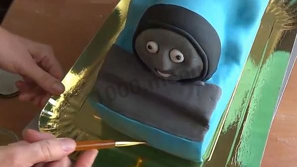 торт паровозик томас