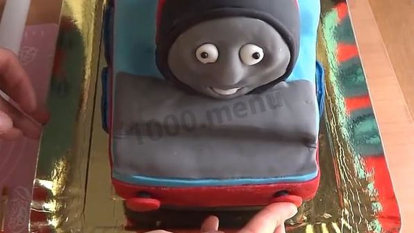 торт паровозик томас