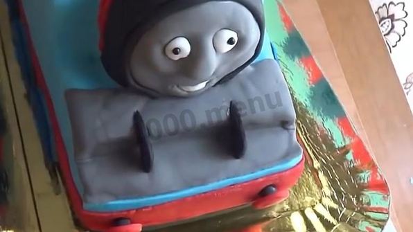 торт паровозик томас