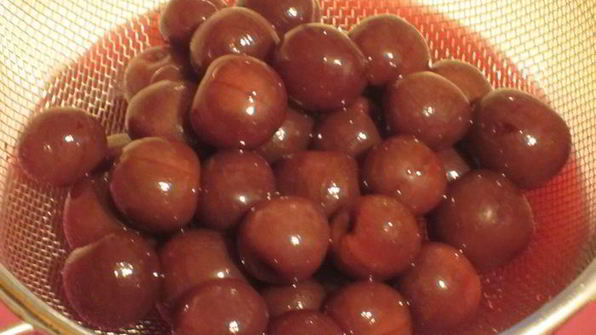 торт с черешней и творожным муссом