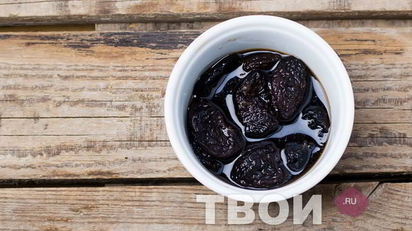 торт с черносливом