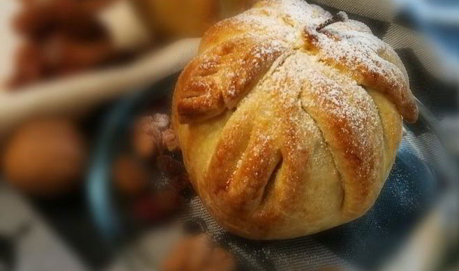 Яблоки в тесте с сюрпризом