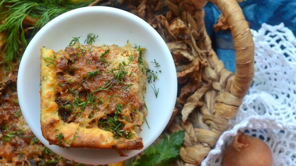 картофельная запеканка с грибами в сметанном соусе