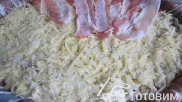 картофельно-мясная запеканка с беконом и сыром