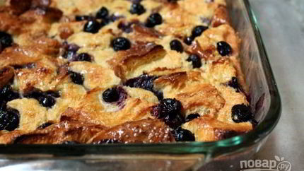 Хлебная запеканка с кленовым сиропом