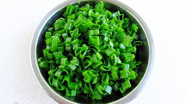 рисовая запеканка с зеленым луком