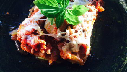 Запеканка из баклажана и картофеля с фаршем