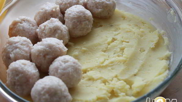 запеканка из фрикаделек в молочном соусе