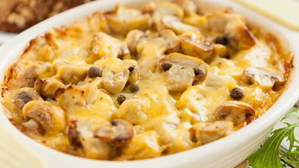 Запеканка из картофеля с двумя видами сыра