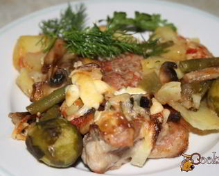 Запеканка Радуга с мясом, картофелем и овощами