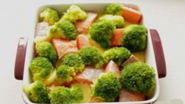 запеканка с брокколи и картофелем