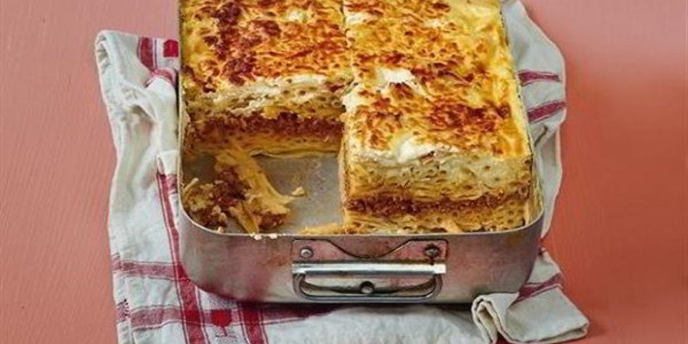 Рецепт запеканка с фаршем под соусом бешамель