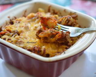 Запеканка с говядиной и сыром чеддер