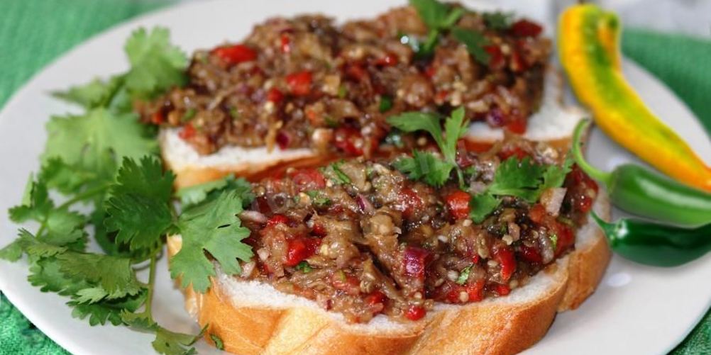 Рецепт баклажанная икра острая на зиму пальчики оближешь