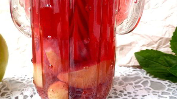 душистый компот с мятой