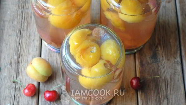 компот из черешни и абрикоса