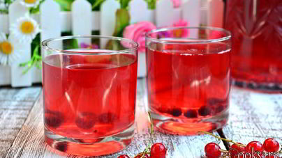 Компот из красной и черной смородины
