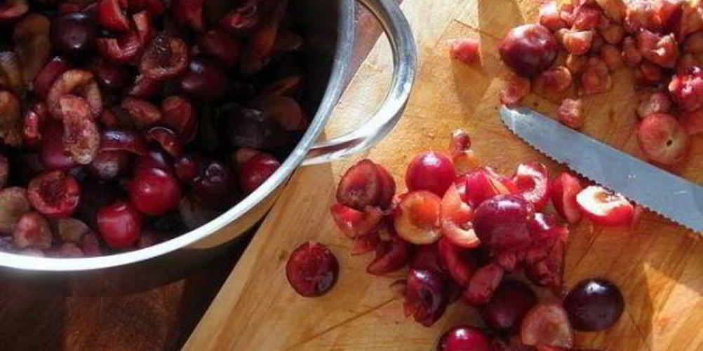 Рецепт компот из слив