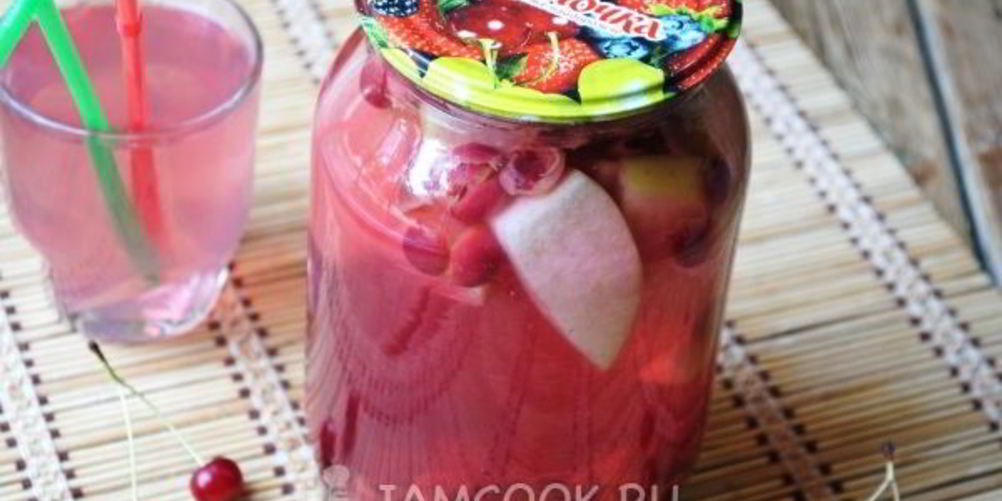 Рецепт компот из яблок и вишни