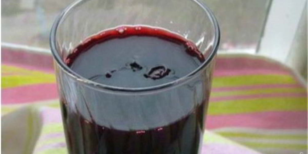 Рецепт компот из жимолости