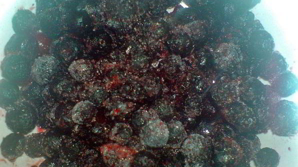 компотик из свежезамороженных ягод с лимоном