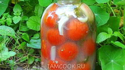 Квашеные помидоры в банках
