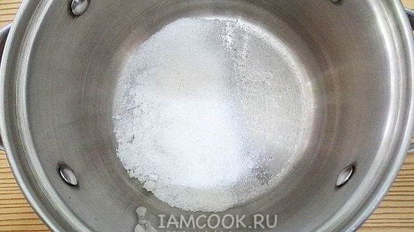 квашеные помидоры в банках