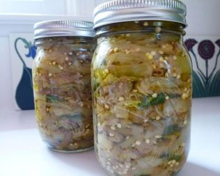 Баклажаны маринованные с чесноком и зеленью