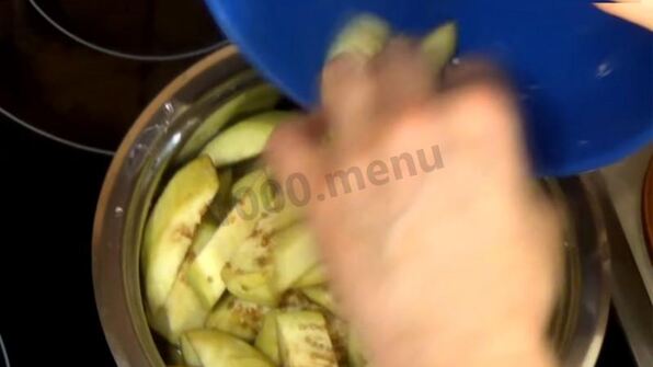 баклажаны маринованные с чесноком и зеленью