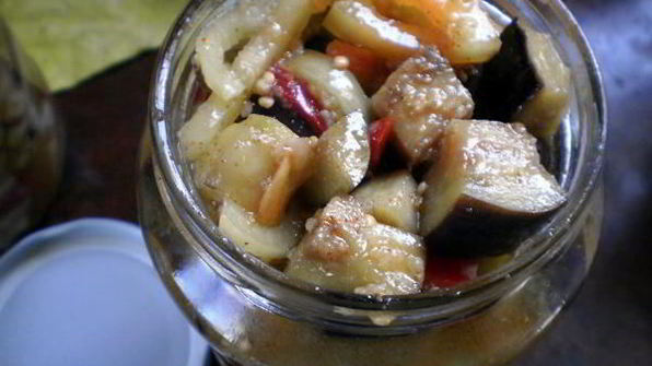 баклажаны острые, маринованные