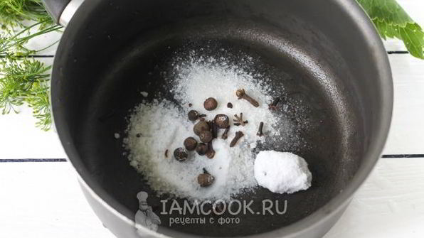 быстрые маринованные огурцы