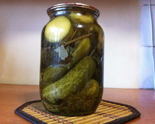 Маринованные огурцы