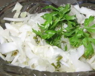 Капуста маринованная в банке