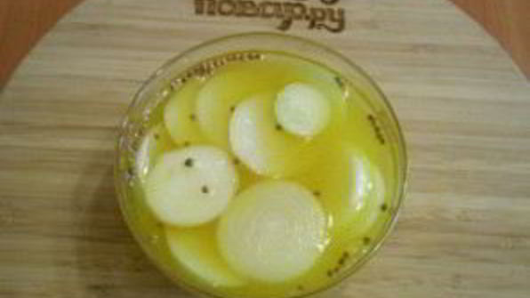 лук, маринованный к шашлыку