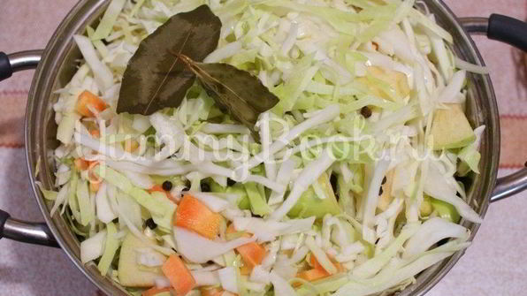 маринованная капуста с яблоками