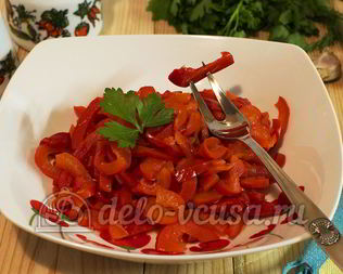 Маринованный болгарский перец в масле с чесноком