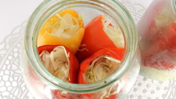 маринованный перец фаршированный капустой на зиму