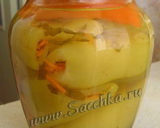 Маринованный перец с морковью