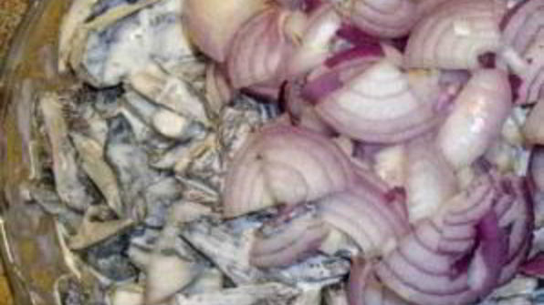 маринованные грузди со сметаной