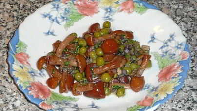 Маринованные опята с горошком