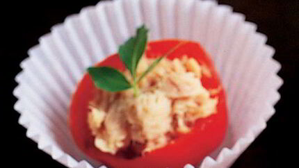 Маринованные перцы, фаршированные тунцом