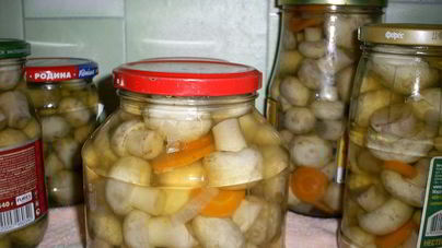 Маринованные шампиньоны Новогодние