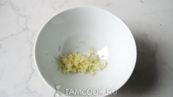 маринованные шампиньоны с укропом и чесноком