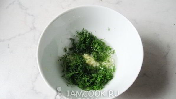 маринованные шампиньоны с укропом и чесноком